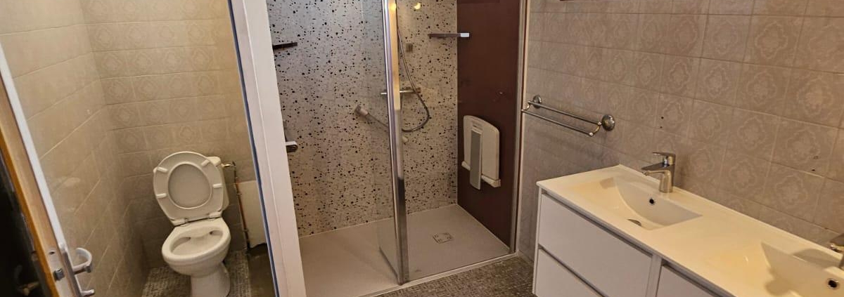 salle de bain senior et domotique